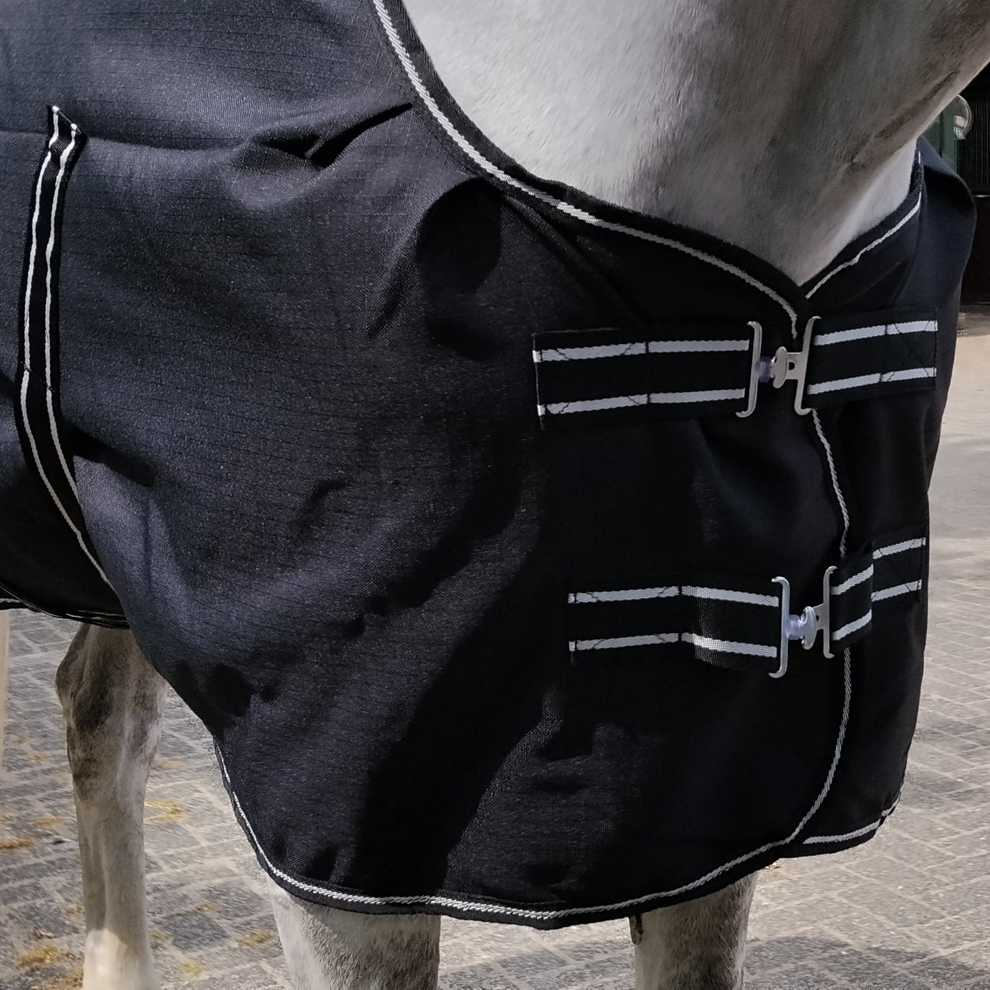 Summer Stable Sheet 1200D Ripstop – Clip Front