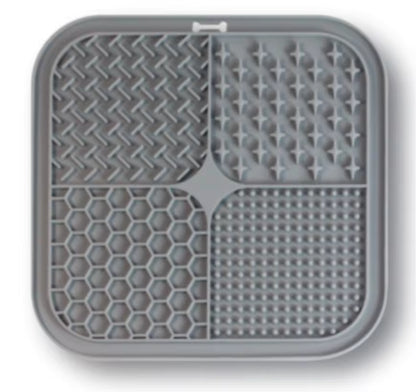 Silicone Pet Lick Mat Slow Feeder Suction Cup Anti Choking Dog and Cat Feeding Mat