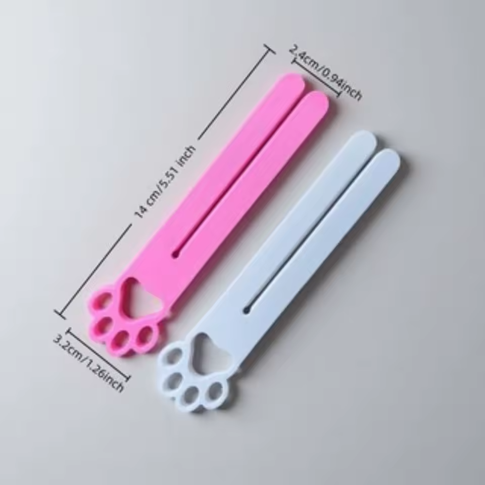 Cat Treat Squeezer Spoon Cat Paw Design No Waste Snack Tube Feeder Tool