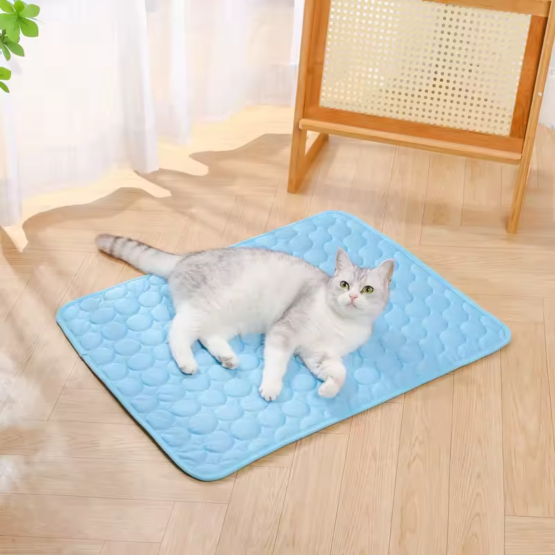 Pet Cooling Mat Dog and Cat Summer Bed Cooling Pad Washable Sleeping Blanket