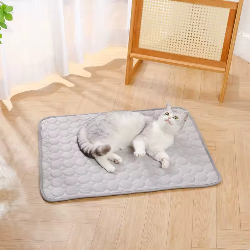 Pet Cooling Mat Dog and Cat Summer Bed Cooling Pad Washable Sleeping Blanket